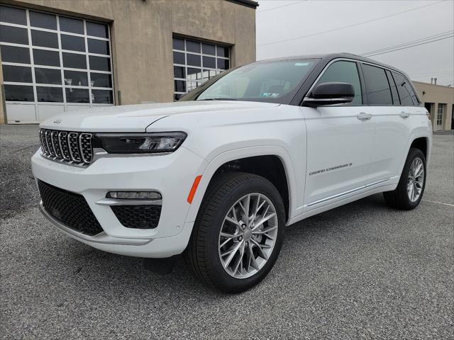 2025 Jeep Grand Cherokee GRAND CHEROKEE SUMMIT 4X4