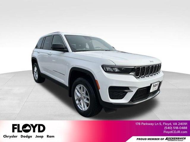 2025 Jeep Grand Cherokee GRAND CHEROKEE LAREDO X 4X4