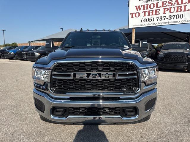 2024 RAM Ram 3500 RAM 3500 TRADESMAN CREW CAB 4X4 8 BOX