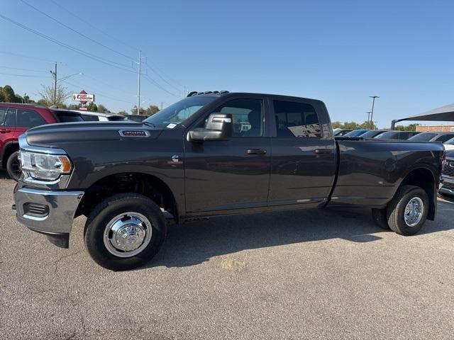 2024 RAM Ram 3500 RAM 3500 TRADESMAN CREW CAB 4X4 8 BOX