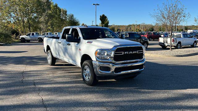 2024 RAM Ram 2500 RAM 2500 TRADESMAN CREW CAB 4X4 8 BOX