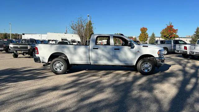 2024 RAM Ram 2500 RAM 2500 TRADESMAN CREW CAB 4X4 8 BOX