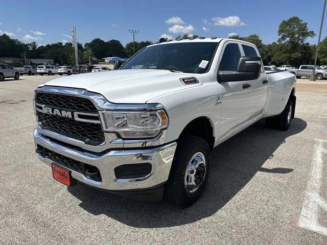 2024 RAM Ram 3500 RAM 3500 TRADESMAN CREW CAB 4X4 8 BOX