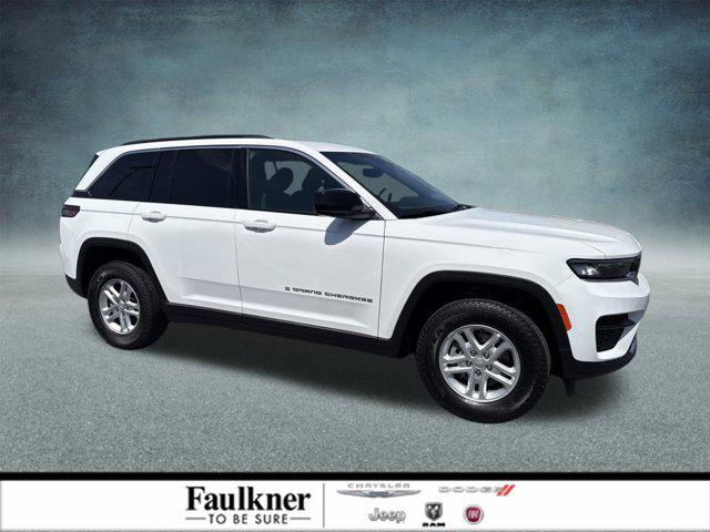 2025 Jeep Grand Cherokee GRAND CHEROKEE LAREDO 4X4