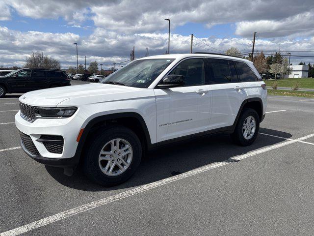 2025 Jeep Grand Cherokee GRAND CHEROKEE LAREDO 4X4