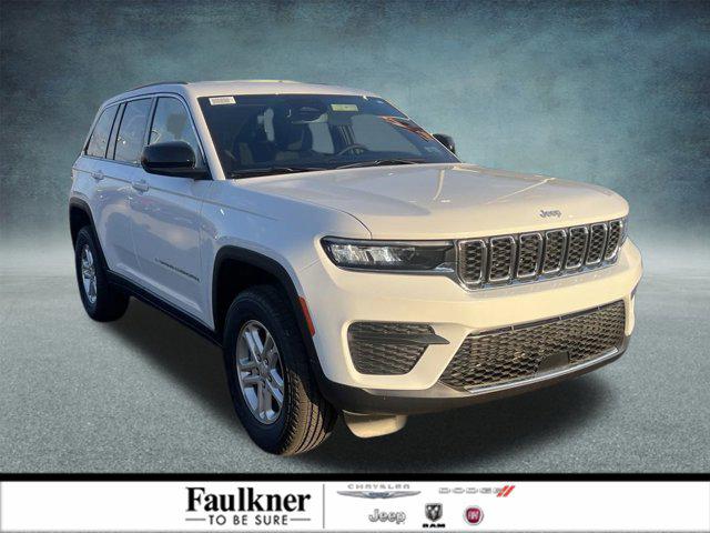 2025 Jeep Grand Cherokee GRAND CHEROKEE LAREDO 4X4