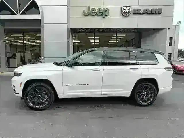 2025 Jeep Grand Cherokee GRAND CHEROKEE L SUMMIT RESERVE 4X4