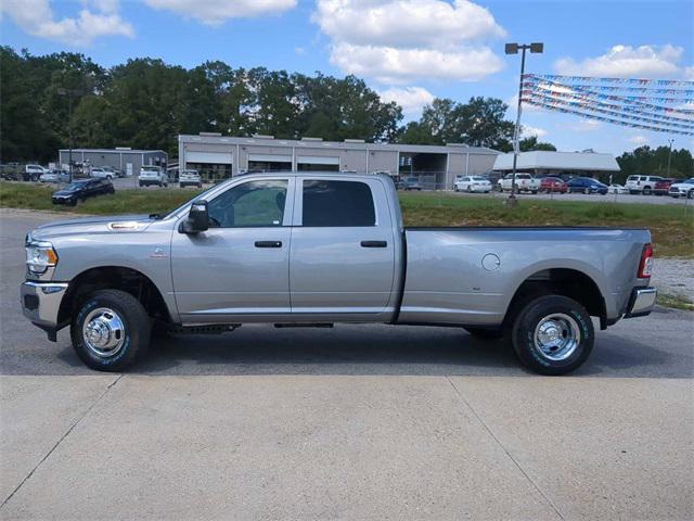 2024 RAM Ram 3500 RAM 3500 TRADESMAN CREW CAB 4X4 8 BOX