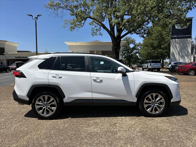 2019 Toyota RAV4 XLE Premium