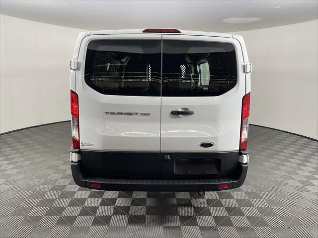 2022 Ford Transit-250 Cargo Van 