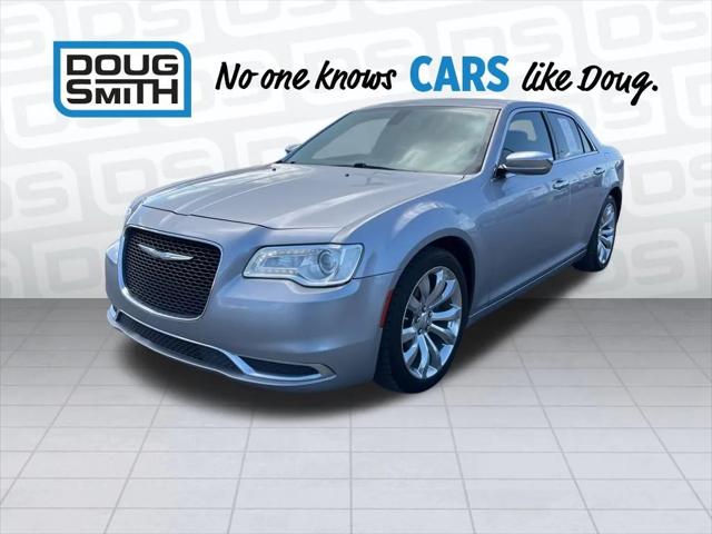 2016 Chrysler 300 Limited