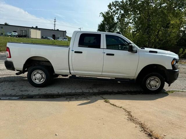 2024 RAM 2500 Tradesman Crew Cab 4x4 64 Box