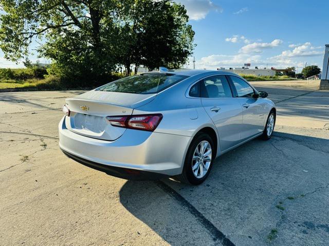 2022 Chevrolet Malibu FWD LT