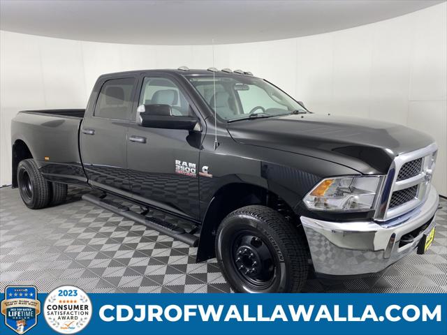 2017 RAM 3500 Tradesman Crew Cab 4x4 8 Box