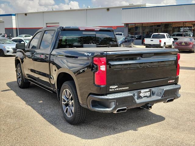 2020 Chevrolet Silverado 1500 4WD Crew Cab Short Bed RST