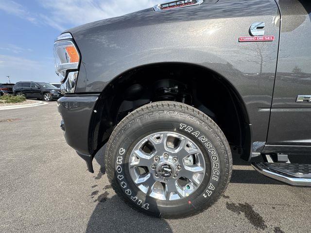 2024 RAM Ram 3500 RAM 3500 LARAMIE CREW CAB 4X4 64 BOX