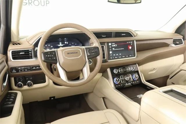 2022 GMC Yukon 4WD Denali