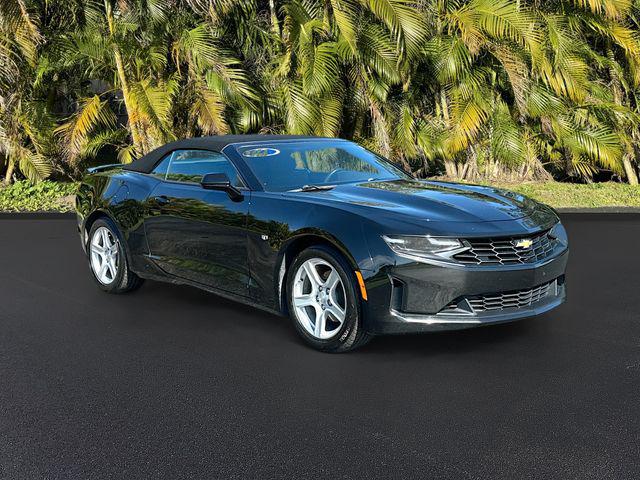 2022 Chevrolet Camaro RWD Convertible 1LT