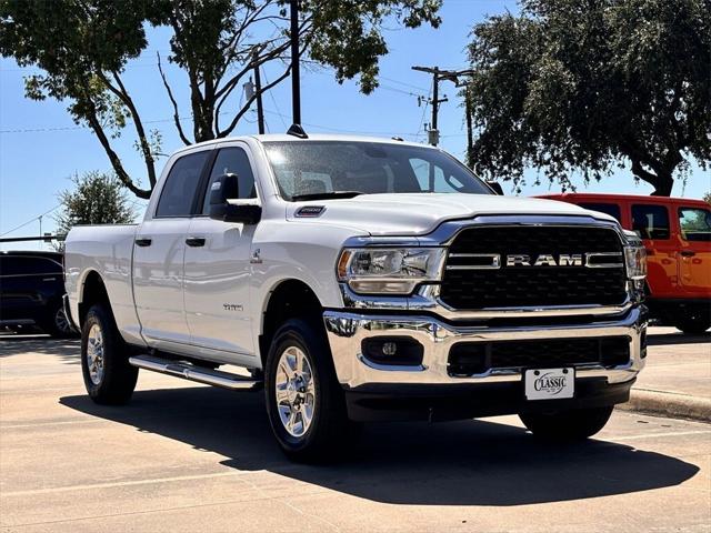 2023 RAM 2500 Big Horn Crew Cab 4x4 64 Box