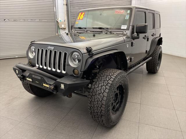 2016 Jeep Wrangler Unlimited Sahara