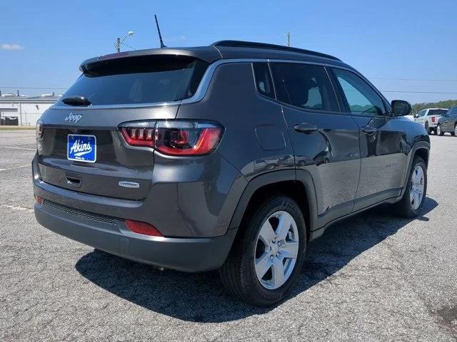 2022 Jeep Compass Latitude FWD