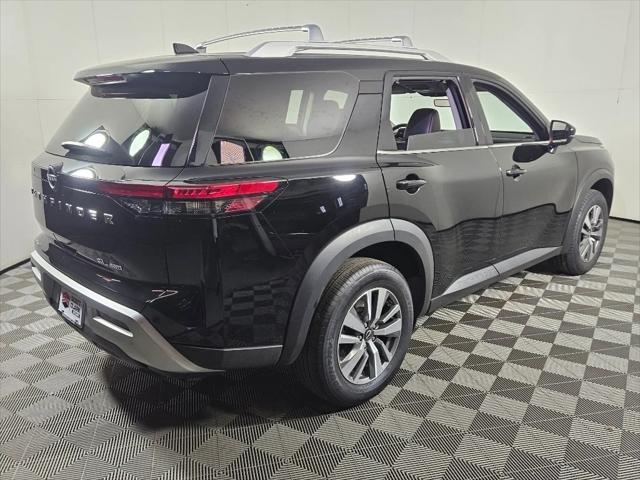 2023 Nissan Pathfinder SL 4WD