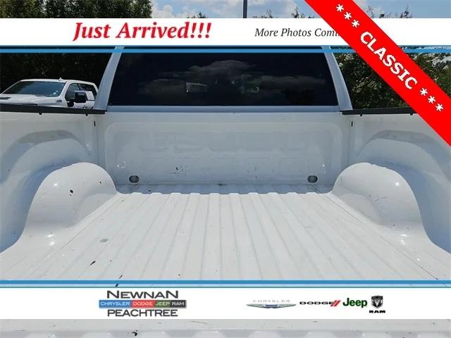 2021 RAM 1500 Classic SLT Crew Cab 4x2 57 Box