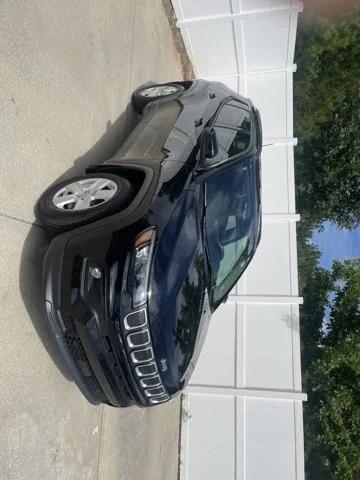 2022 Jeep Compass Latitude FWD