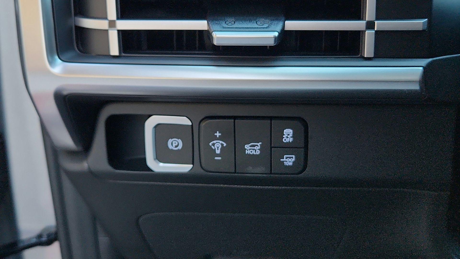 2025 Hyundai Santa Fe XRT - Photo 14