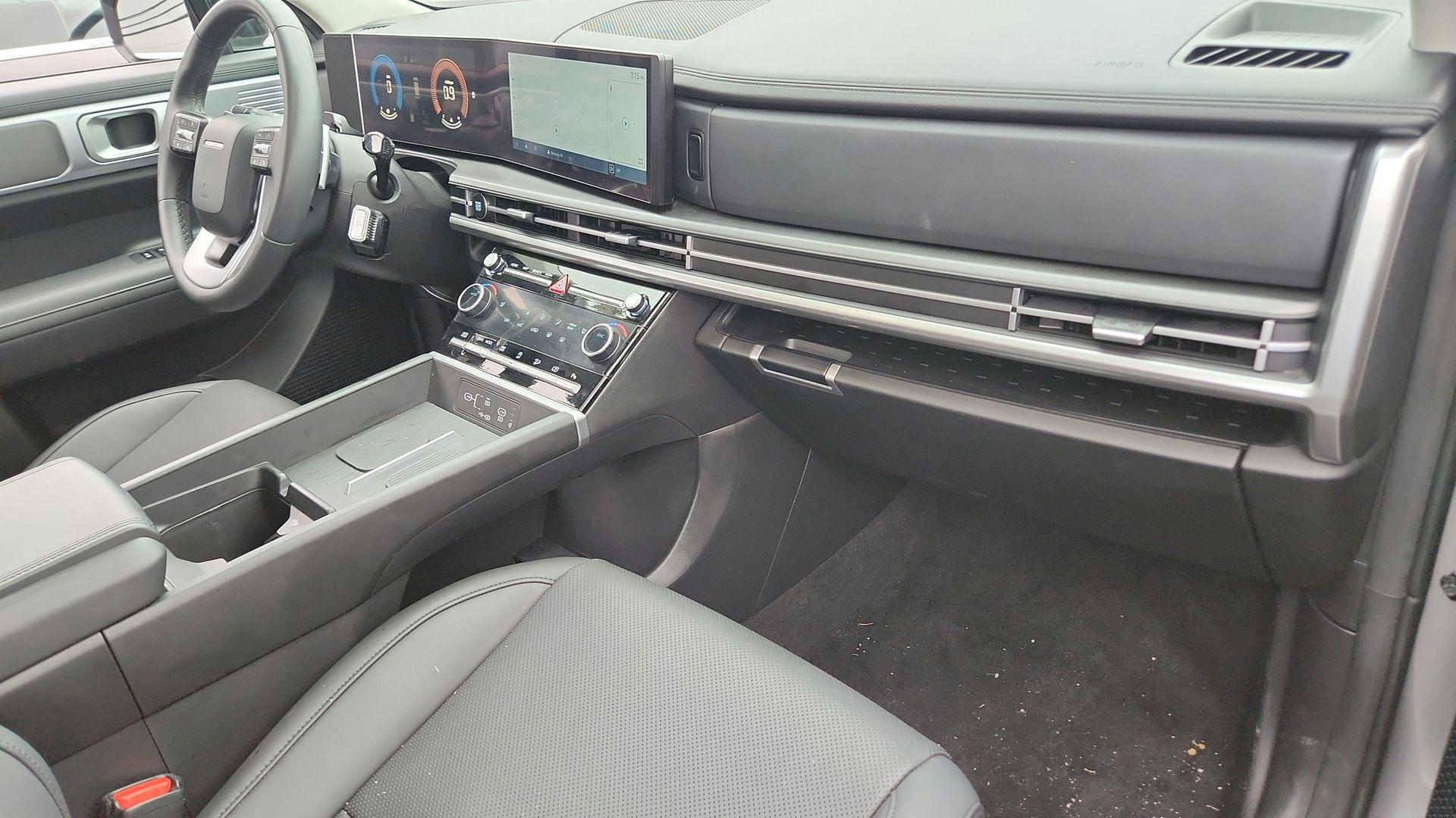 2025 Hyundai Santa Fe XRT - Photo 43