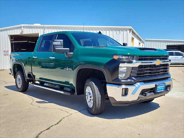2025 Chevrolet Silverado 2500HD 4WD Crew Cab Standard Bed LT