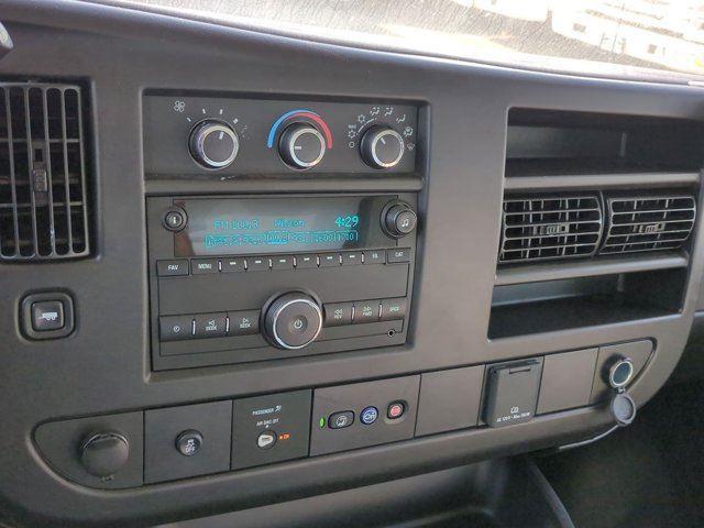 2024 GMC Savana Cutaway 4500 Van