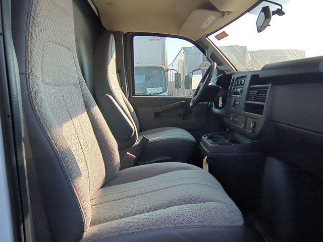 2024 GMC Savana Cutaway 4500 Van