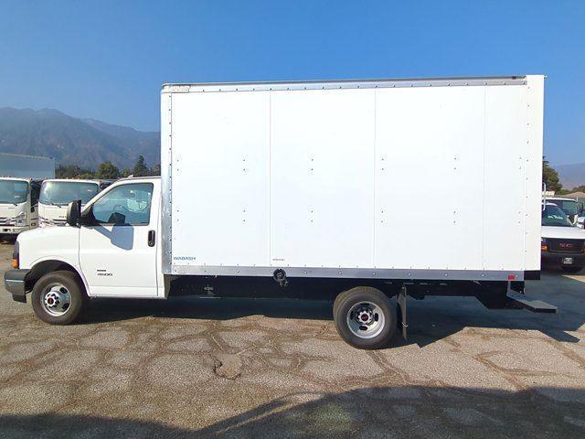 2024 GMC Savana Cutaway 4500 Van