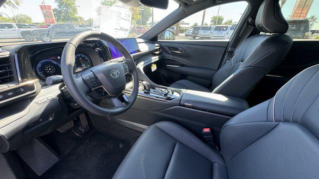 2025 Toyota Crown Signia XLE