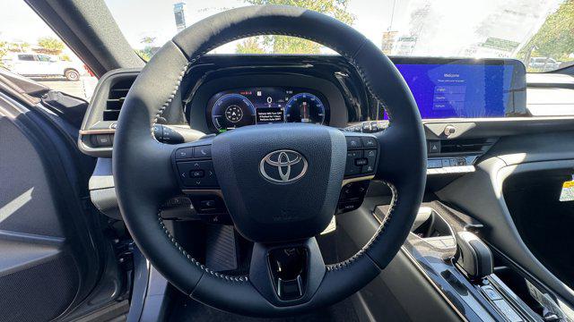 2025 Toyota Crown Signia XLE