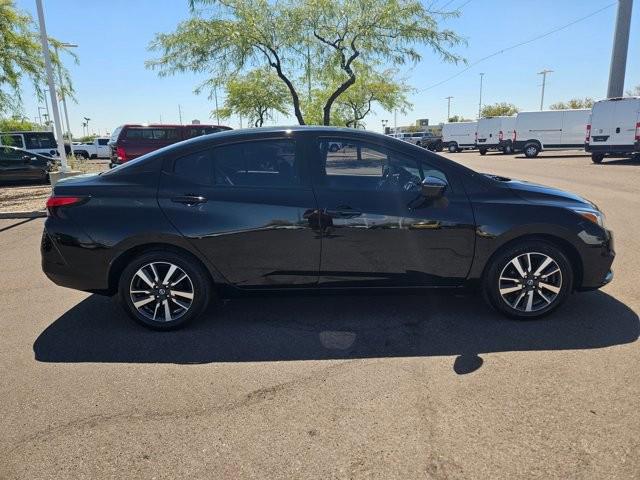 2021 Nissan Versa SV Xtronic CVT
