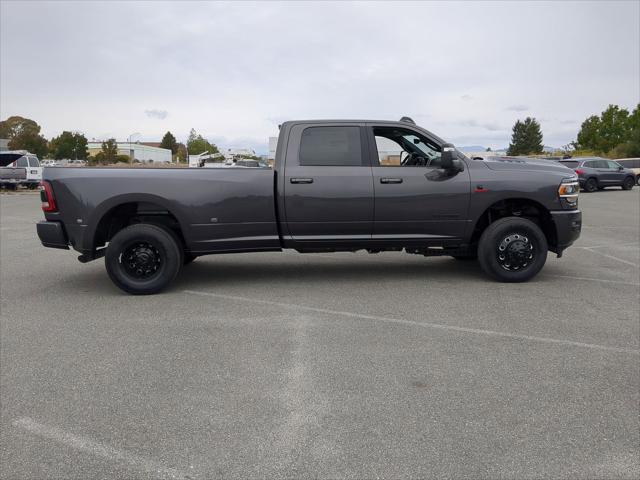 2024 RAM 3500 Laramie Crew Cab 4x4 8 Box