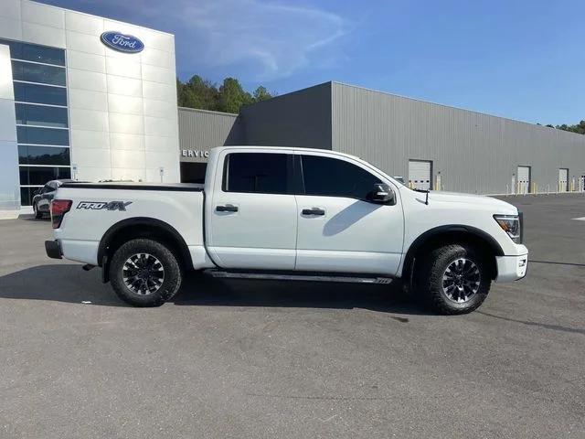 2021 Nissan TITAN Crew Cab PRO-4X 4x4