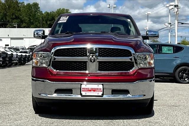 2022 RAM 1500 Classic SLT Crew Cab 4x4 57 Box