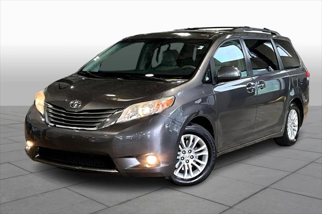 2012 Toyota Sienna