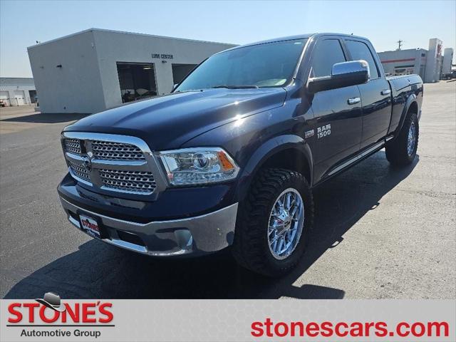 2017 RAM 1500 Laramie Crew Cab 4x4 64 Box