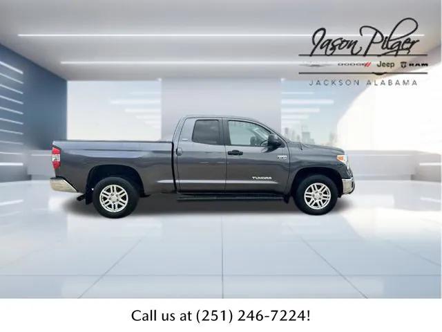 2017 Toyota Tundra SR5 5.7L V8