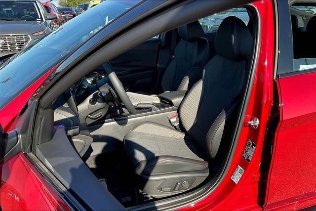 New 2025 Hyundai Elantra For Sale in Olive Branch, MS