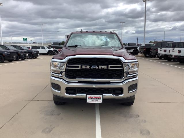 2019 RAM 3500 Tradesman Crew Cab 4x4 8 Box