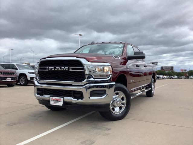 2019 RAM 3500 Tradesman Crew Cab 4x4 8 Box