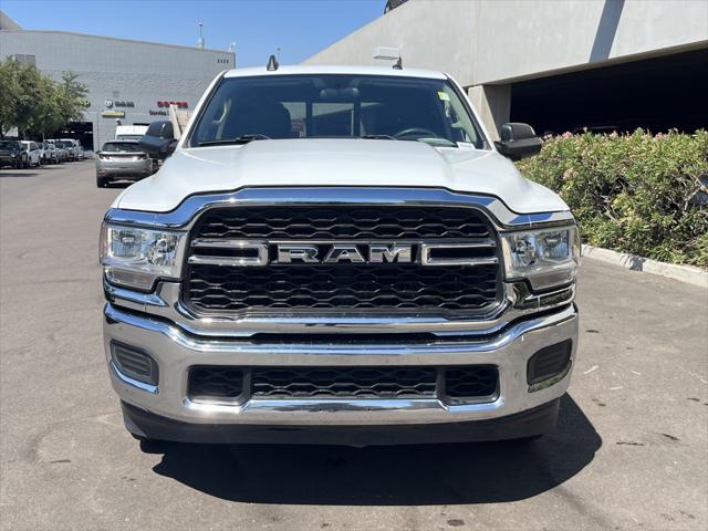 2020 RAM 2500 Tradesman Crew Cab 4X2 8 Box