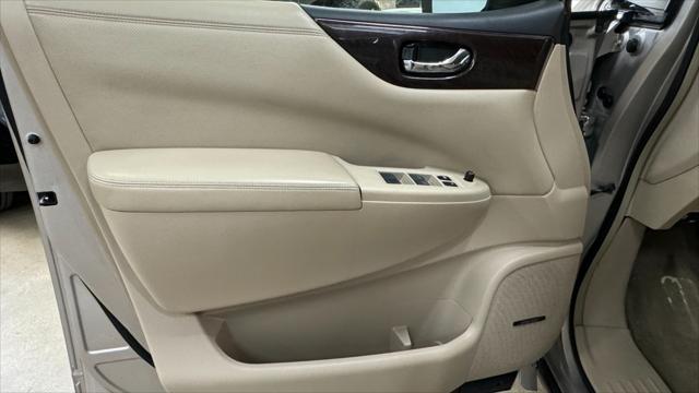 2012 Nissan Quest SL