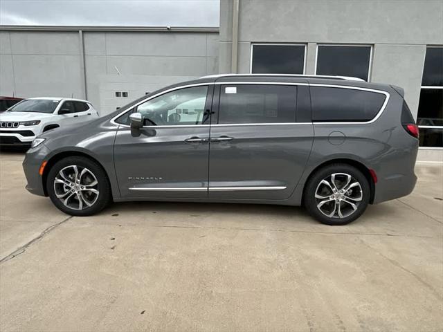 2024 Chrysler Pacifica PACIFICA PINNACLE