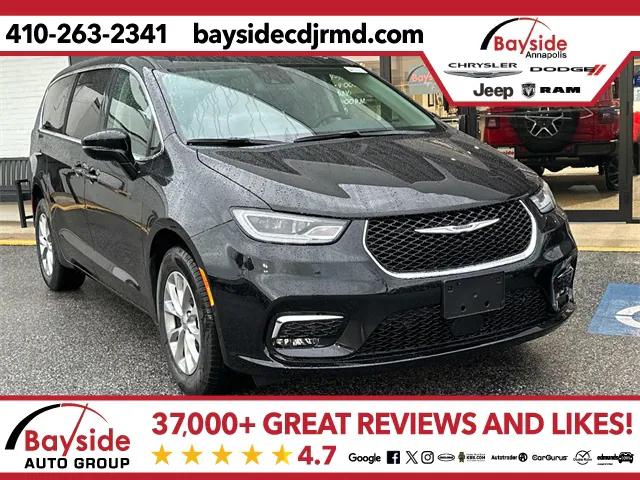 2024 Chrysler Pacifica PACIFICA TOURING L AWD